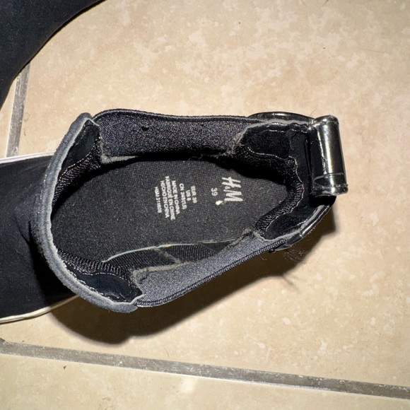 H&M Suede High Top Platform Sneakers (Black, 6) - Picture 5 of 5